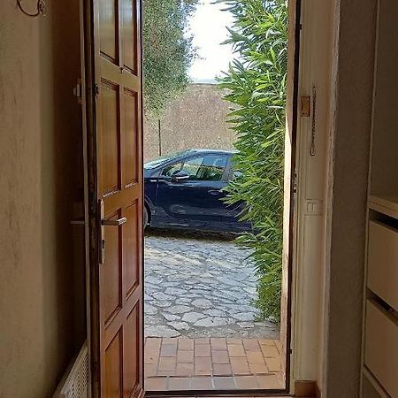 Studio-Jardinet-Parking Appartement Grasse Buitenkant foto