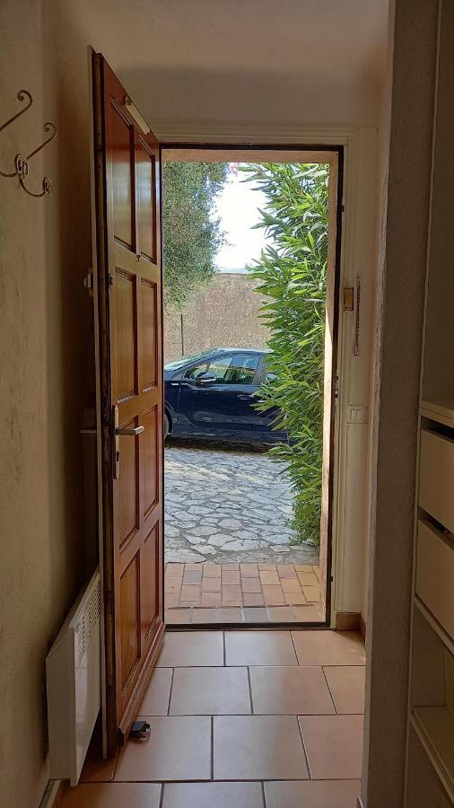 Studio-Jardinet-Parking Appartement Grasse Buitenkant foto